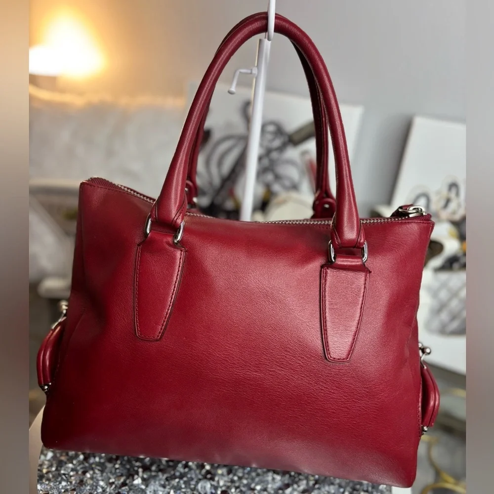 Coach 2012 RARE Legacy leather Archive black cherry Zip Top Handle Bag EUC - Picture 10 of 17